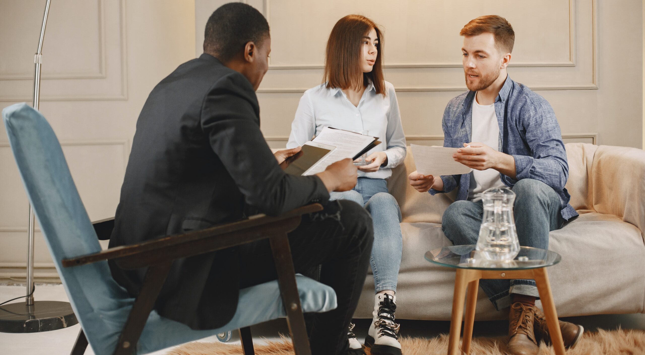 A couple having a discussion with a therapist